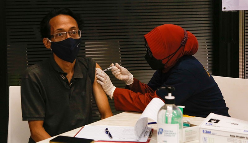 Hari Terakhir Sentra Vaksinasi MNC Peduli Dosis 2 dengan Vaksin Pfizer - Bagian 2