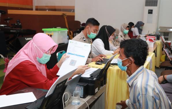 title Pemkab Bangka Optimis Akhir Tahun Vaksinasi Mencapai 70 Persen Pemkab Bangka Optimis Akhir Tahun Vaksinasi Mencapai 70 Persen