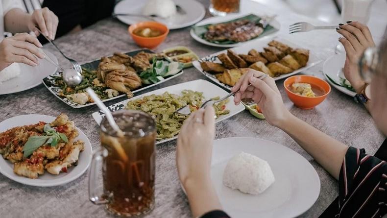 5 Tempat Makan di Samarinda Kalimantan Timur yang Terkenal Enak