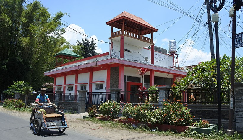 Rumah Ini Dijadikan Pembuatan Konten Hoaks, Direktur TV Swasta Lokal Ditangkap - Bagian 2