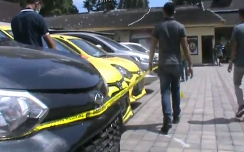 Pria Ini Gelapkan Belasan Mobil, Modus Disewa untuk Ajang World Superbike 