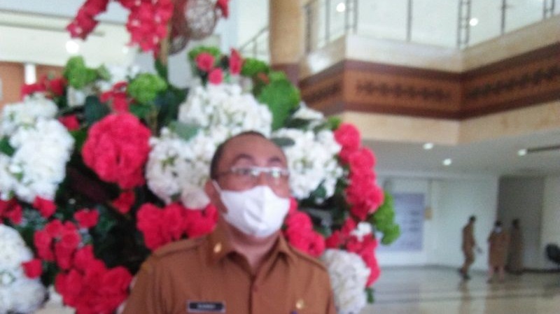 title Pemprov Maluku Klarifikasi Dugaan Penelantaran Atlet di Bandara Pattimura Ambon Pemprov Maluku Klarifikasi Dugaan Penelantaran Atlet di Bandara Pattimura Ambon