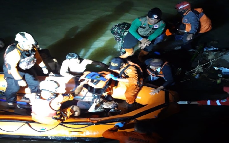 11 Siswa MTs Harapan Baru Ciamis Tewas Terseret Arus saat Susur Sungai Cileueur