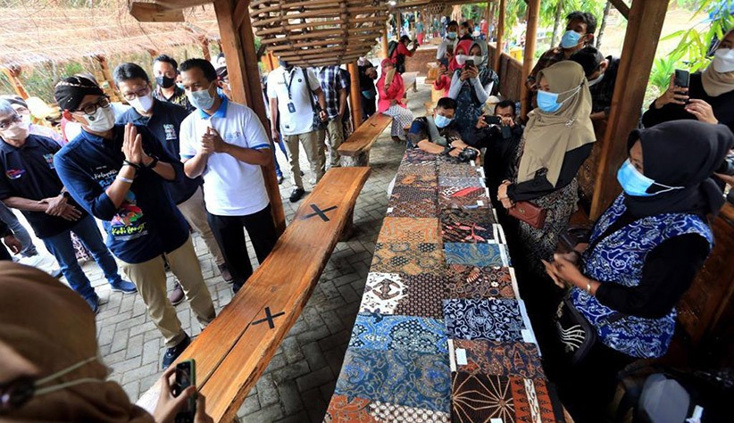 Kunjungan Sandiaga Uno ke Desa Wisata Kaki Langit, Pengharapan Pemulihan Ekonomi - Bagian 4