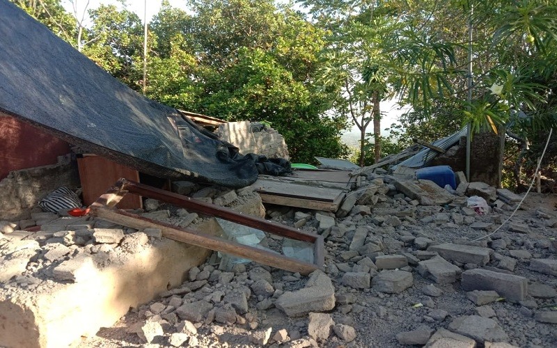 title Gempa Bali, Begini Penampakan Bangunan Rusak Parah hingga Longsor Gempa Bali, Begini Penampakan Bangunan Rusak Parah hingga Longsor