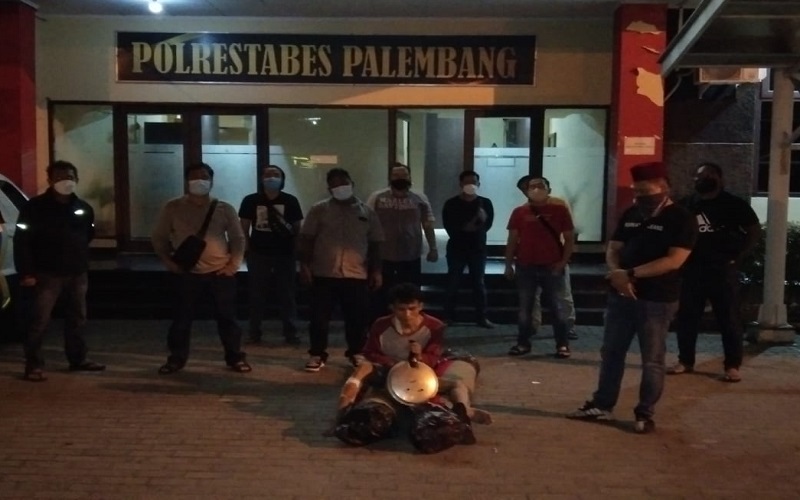 Curi Kursi dan Meja, Pemuda Palembang Ditembak Polisi 