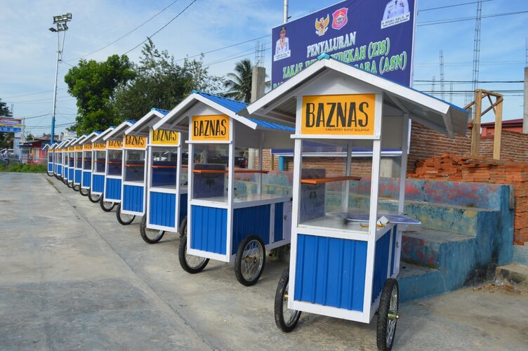 Bupati Hamim Dorong Kemandirian Warga Lewat Bantuan Pemberdayaan Ekonomi ZIS