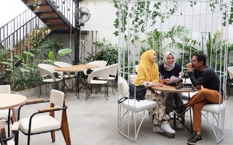 17 Rekomendasi Tempat Nongkrong di Surabaya yang Murah dan Asyik, Nomor 9 Paling Legendaris