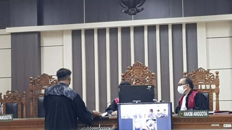 title Kasus Kios Pasar Induk Cepu, Kepala Dinas Perdagangan Blora Mulai Disidang Kasus Kios Pasar Induk Cepu, Kepala Dinas Perdagangan Blora Mulai Disidang
