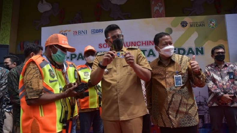 Bobby Nasution Resmikan 22 Titik Parkir Nontunai di Kota Medan