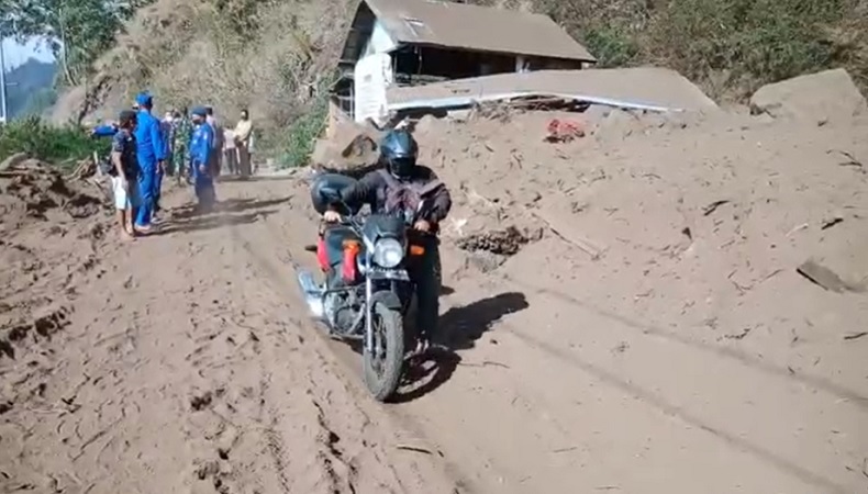Sempat Terputus, Akses Jalan 3 Desa di Kintamani Bali Sudah Bisa Dilalui Kendaraan