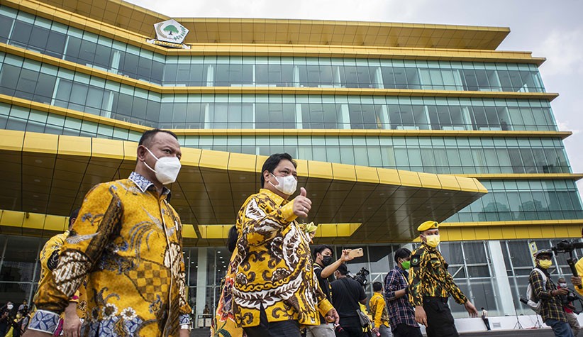 Tasyakuran HUT ke-57 Partai Golkar, Airlangga Hartarto Tanam Beringin Putih - Bagian 2