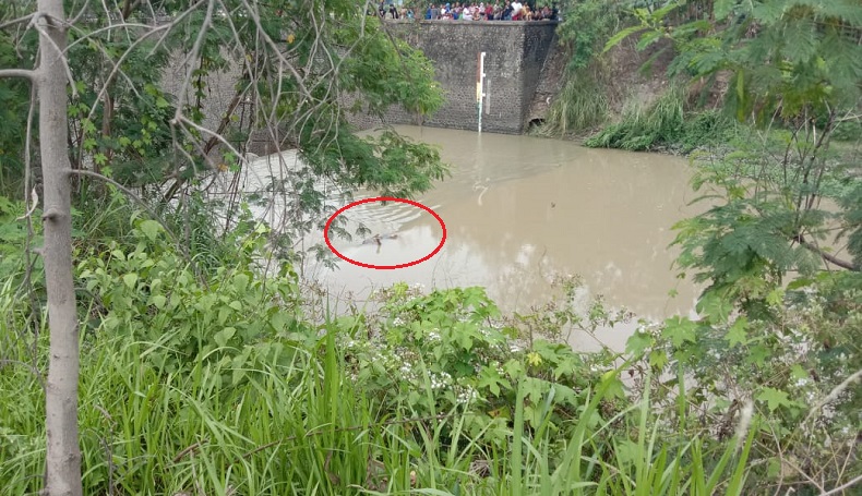 Pencari Rumput Syok Temukan Jasad Pria Mengambang di Sungai Cikeruh Majalengka