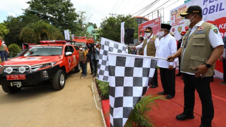 BNPB Terjunkan 10 Mobil Masker di Pusat Aktivitas Kota Ambon