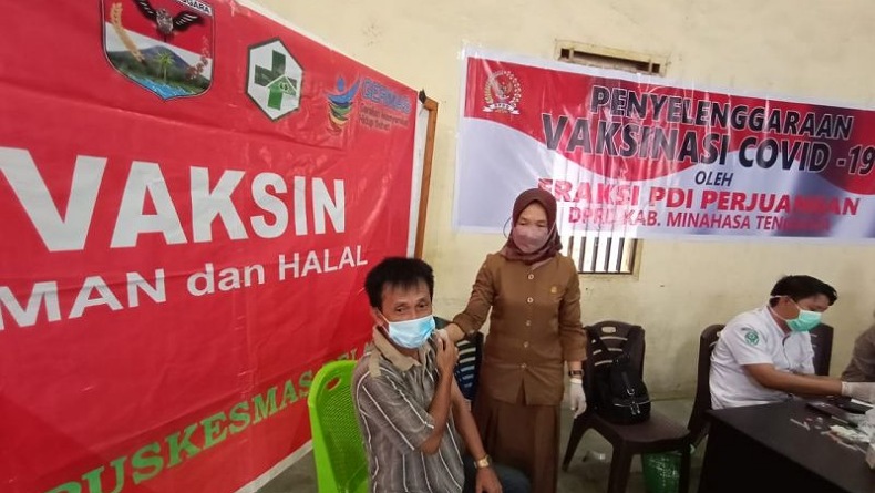 Pemkab Minahasa Tenggara Targetkan 80 Persen Warga Tervaksin Covid 19 Bagian 1<script async src=