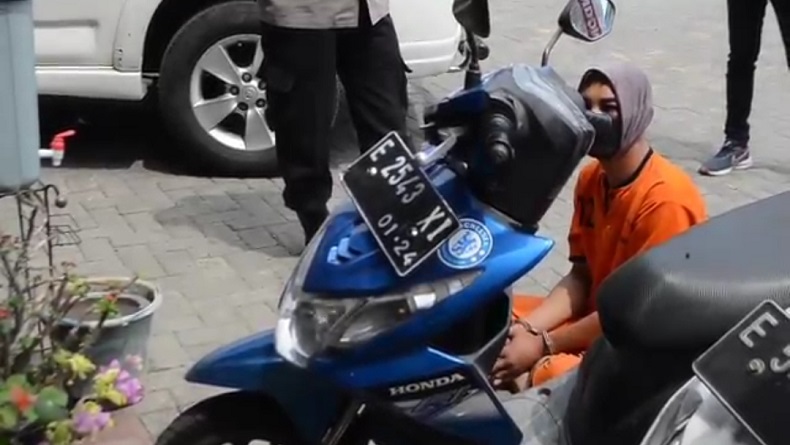 Pelaku Curanmor asal Indramayu Ditangkap Sedang Ganti Aki, 2 Motor Curian Diamankan