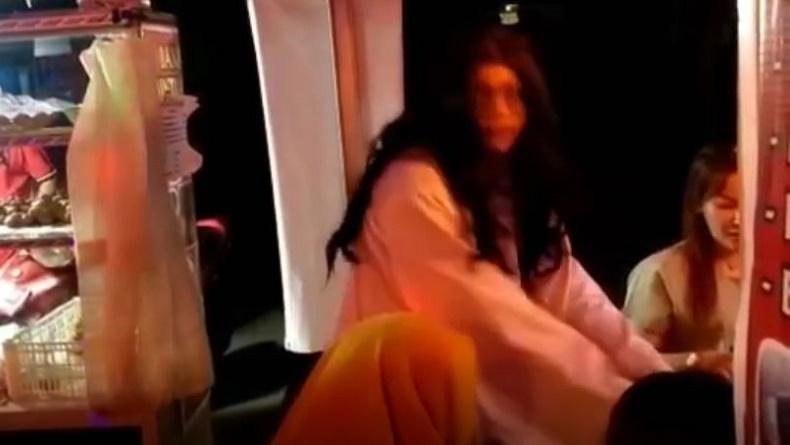 Viral Bakso Kuntilanak di Palembang Ramai Pembeli, Penjualnya Horor