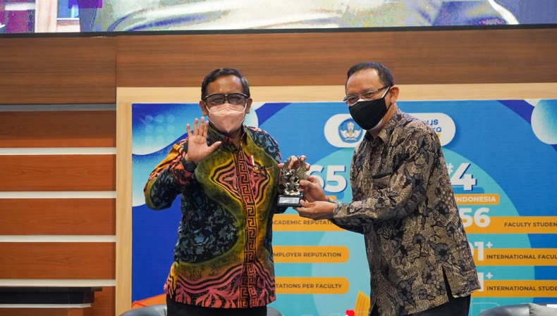 Mahfud MD Sebut Kaum Santri Sangat Maju, Banyak Jadi Profesor, Perwira Tinggi TNI-Polri hingga Pejabat