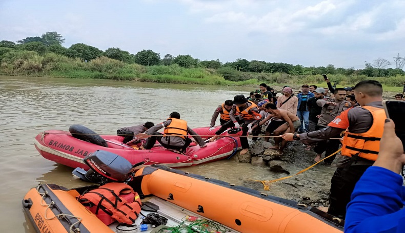 Korban Kedua akibat Tenggelam di Sungai Cilutung Sumedang Ditemukan Meninggal