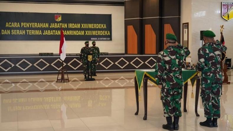 Jabatan Irdham XIII Merdeka dari Brigjen Junior Tumilaar Diserahkan ke Pangdam