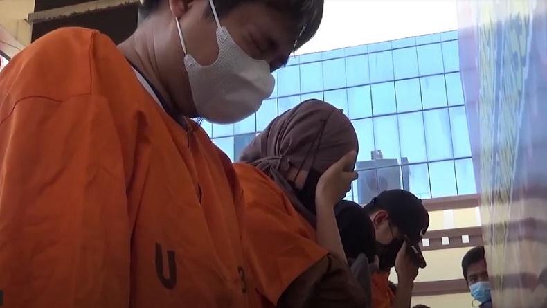 Kasus Penemuan Mayat Bayi di Depan Masjid Terungkap, Ini Tampang 4 Pelaku