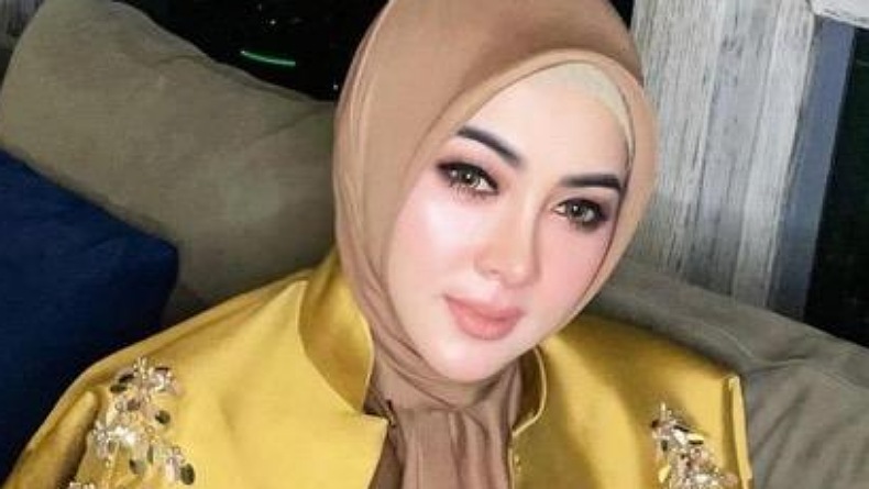 title Sebelum Jadi Nyonya Reino Barack, 4 Pria Pernah Punya Hubungan dengan Syahrini Sebelum Jadi Nyonya Reino Barack, 4 Pria Pernah Punya Hubungan dengan Syahrini