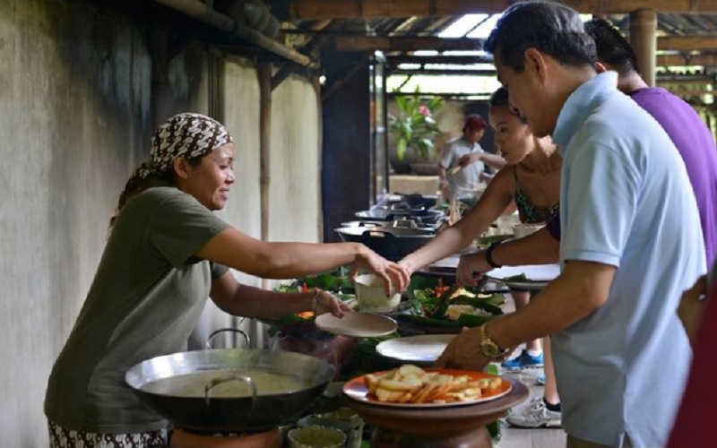 6 Tempat Makan di Tabanan Bali Favorit, Nomor 5 Bisa Sambil Terapi Kaki