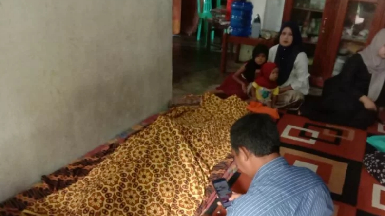 Mekanik Bengkel di Agam Tewas Gantung Diri Pakai Seprai