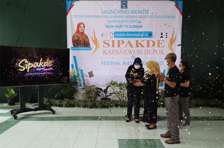Mudahkan Warga Akses Pelayanan, Kapanewon Depok Sleman Luncurkan Aplikasi Sipakde