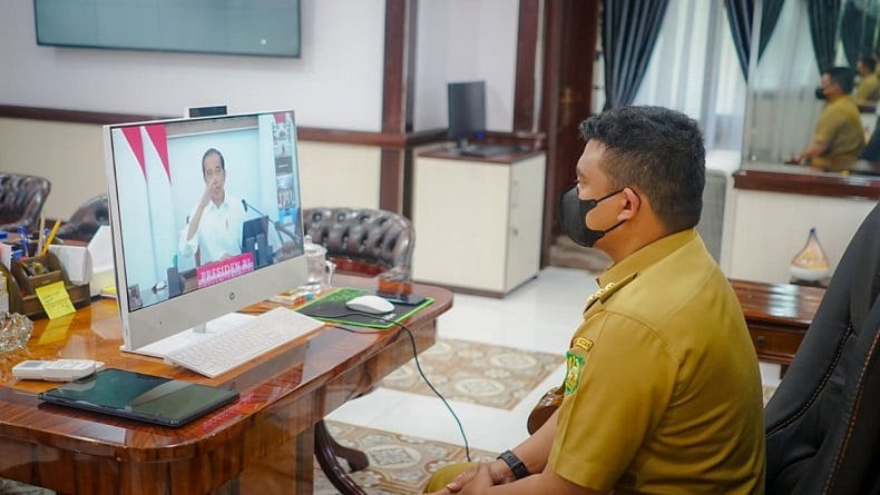 title Bobby Nasution Tetapkan 3 Kecamatan di Medan Bebas Sampah Bobby Nasution Tetapkan 3 Kecamatan di Medan Bebas Sampah