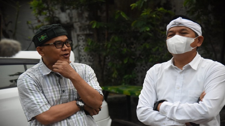 Viral, Dedi Mulyadi Bersitegang dengan Ketua Baznas Purwakarta Gegara Perbaiki Warung Kumuh