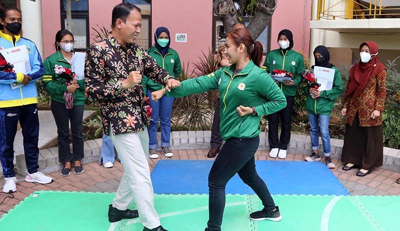Asyik, 9 Mahasiswa UMSurabaya Peraih Medali PON Papua Dapat Bonus Rp100 Juta - Bagian 3