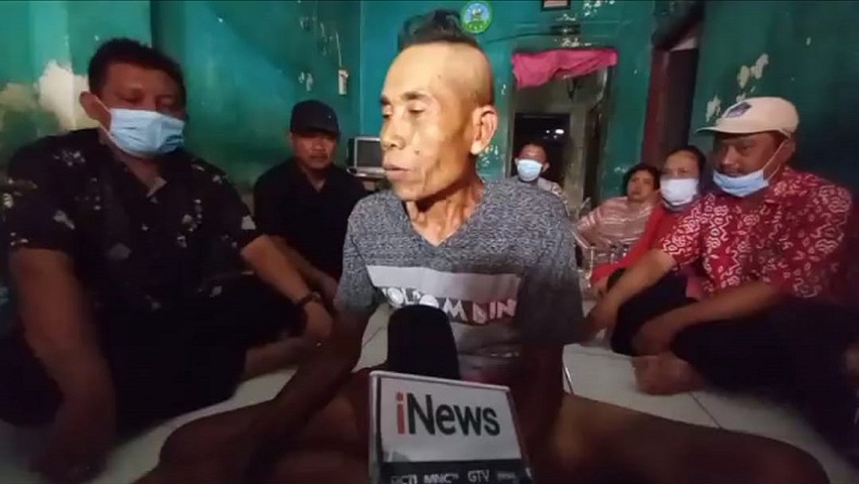 title Begini Kondisi Kakek yang Viral Dianiaya Warga di Majalengka, Rawat Istri Idap Stroke Begini Kondisi Kakek yang Viral Dianiaya Warga di Majalengka, Rawat Istri Idap Stroke