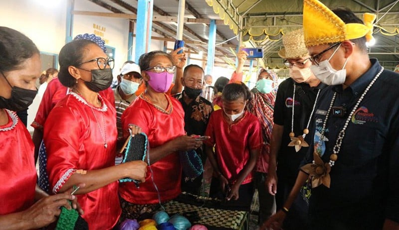 Sandiaga Uno: Berwisatalah ke Pantai Ngurbloat, Ekonomi Kuat, Indonesia Bangkit - Bagian 3