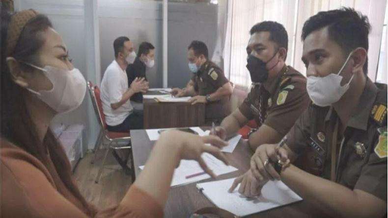 Tampang Mantan Kacab Bank Cantik Bobol Deposito Rp69 Miliar, Dijerat Pencucian Uang