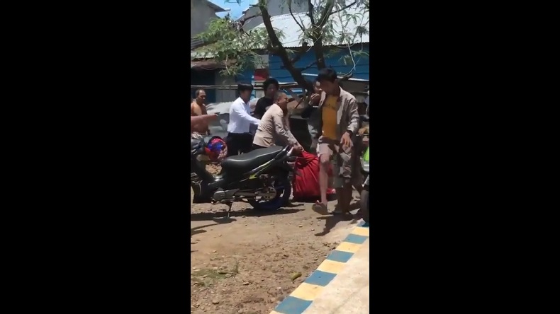Maling Amatir di Palopo Jatuh dari Motor, Langsung Diamuk Massa