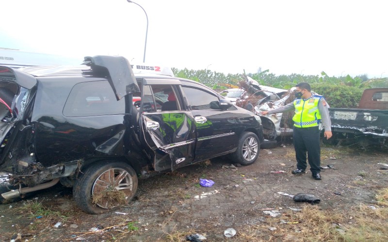 Kecelakaan Tunggal di Tol Cipali, Sopir Innova Tewas