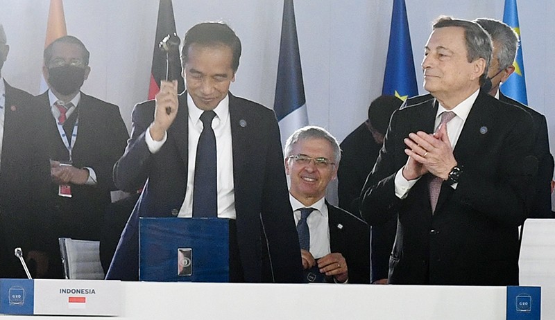 Momen Presiden Jokowi Terima Presidensi G20, Para Pemimpin Dunia Tepuk Tangan - Bagian 2