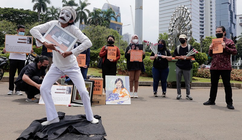 Aksi Dukung Grasi Terpidana Mati Kasus Narkoba Merry Utami - Bagian 2