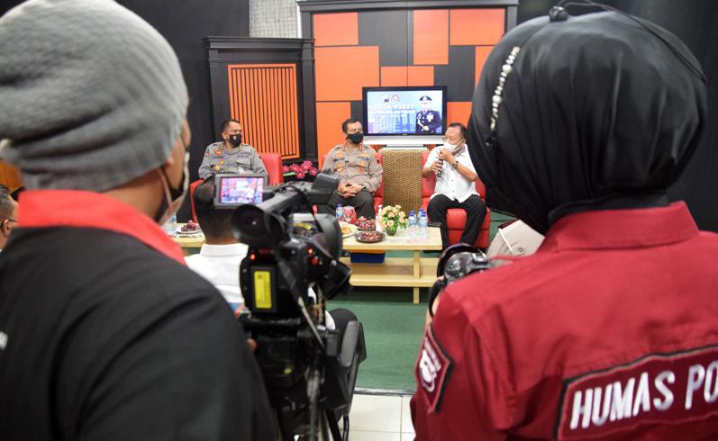 title Kunjungi 8 Kantor Media, Kapolda Jateng: Media Massa Punya Kontrol Sosial bagi Polri Kunjungi 8 Kantor Media, Kapolda Jateng: Media Massa Punya Kontrol Sosial bagi Polri