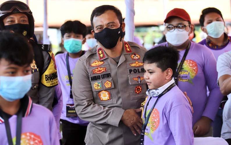 Polda Jateng Beri Bantuan Psikososial kepada 100 Anak Yatim Piatu dan Disabilitas