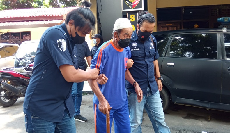 Edarkan Upal di Purwakarta, Kakek Ini Ditangkap Polisi dengan Barang Bukti Dollar Palsu 