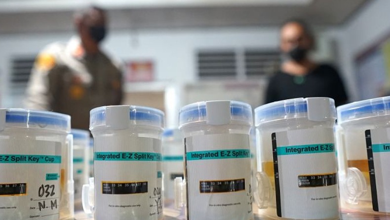 BNNP-Divisi Pemasyarakatan Tes Urine Mendadak 39 WBP Lapas Gorontalo