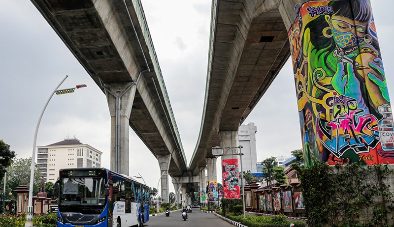 Warna-warni Mural Hiasi Tiang JLNT Trunojoyo - Bagian 3