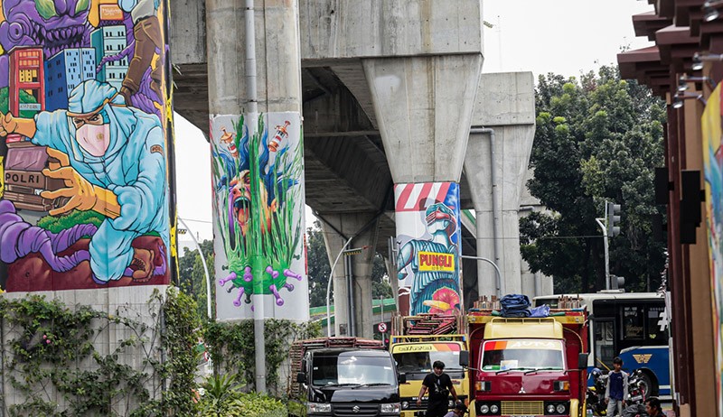 Warna-warni Mural Hiasi Tiang JLNT Trunojoyo - Bagian 2
