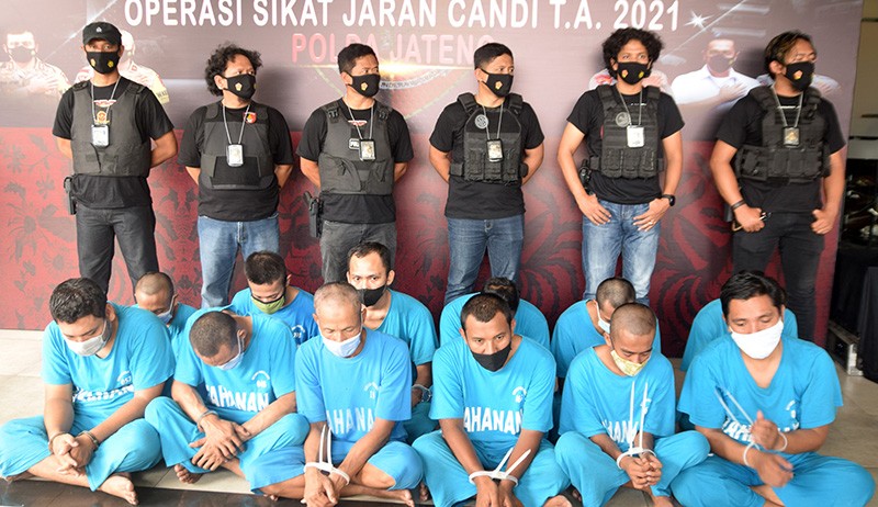 Operasi Sikat Candi, 325 Tersangka Ditangkap dan Barang Bukti Senilai Rp8 M Disita - Bagian 4