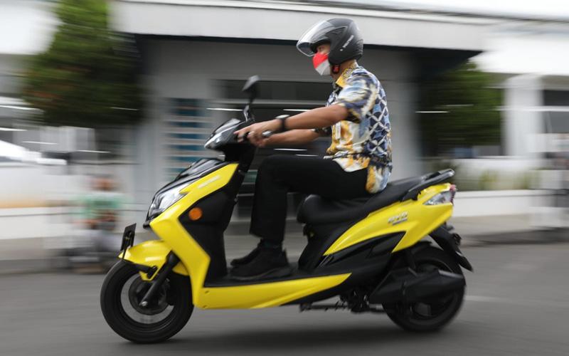 Jajal Motor Listrik Buatan Kudus, Ganjar: Ini Keren, Buat Kota-kota Oke