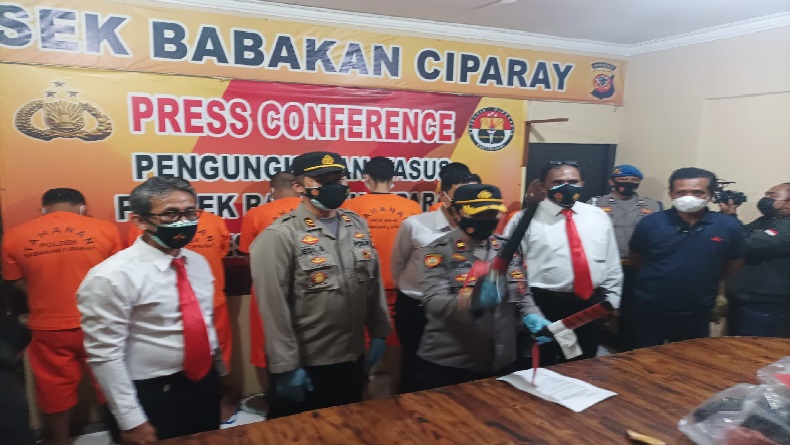 8 Preman Pasar Caringin Bunuh Saingan yang Baru Keluar dari Penjara