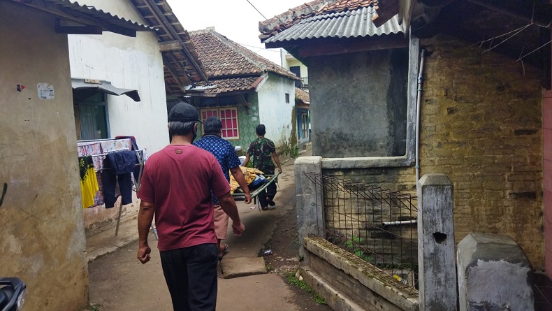  Ditinggal Anak Kerja, Lansia di KBB Tewas Terbakar di Kamar Kontrakan