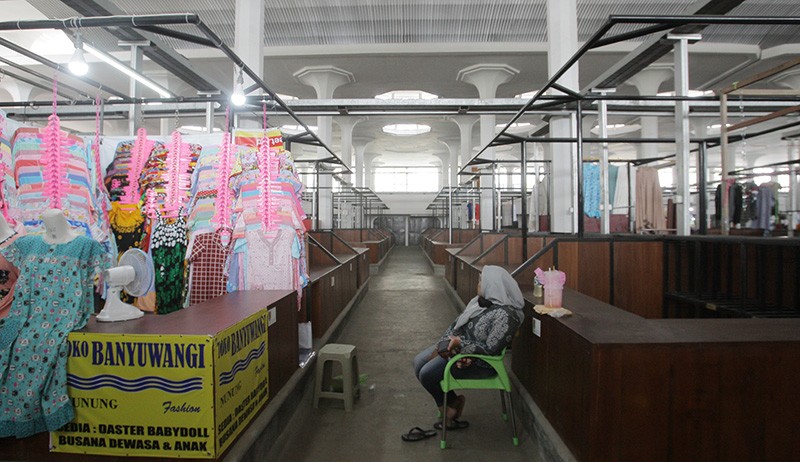 Potret Kehidupan Pedagang dan Kemegahan Arsitektur Pasar Johar Semarang - Bagian 4